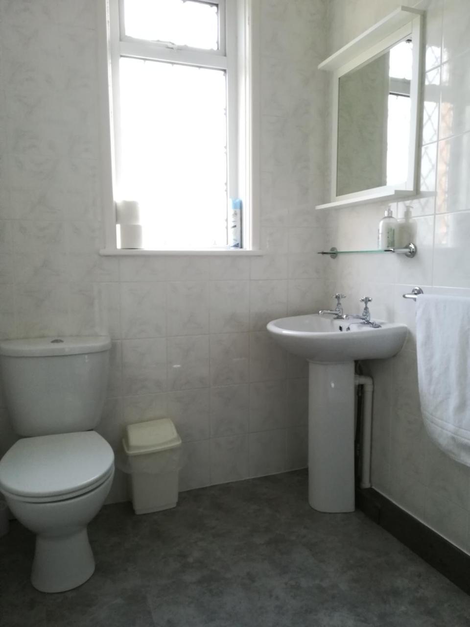 Bed and Breakfast Crestwell House Истли Экстерьер фото