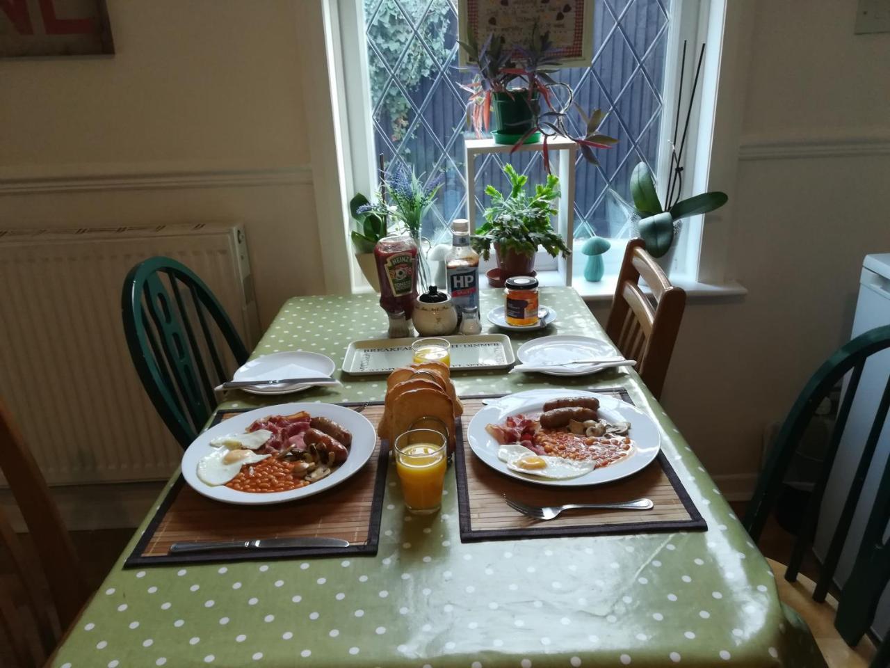 Bed and Breakfast Crestwell House Истли Экстерьер фото
